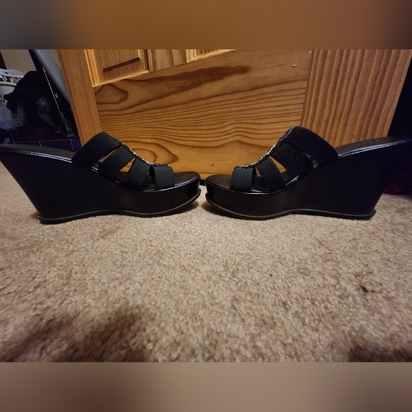 Italian Shoemakers wedge slides - Picture 5 of 5